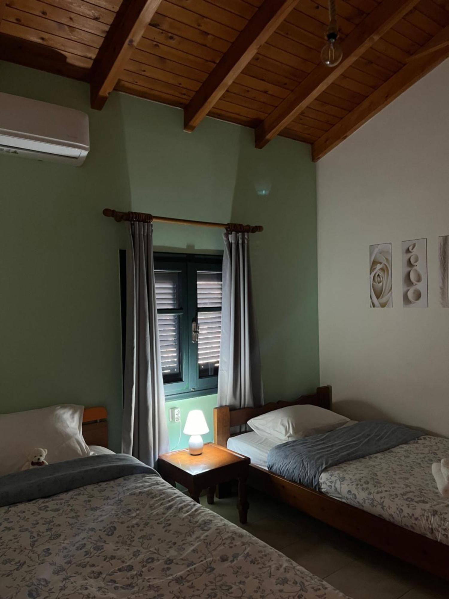 Tholos Alexandra'S Beachfront House Kavoúsion Exterior foto