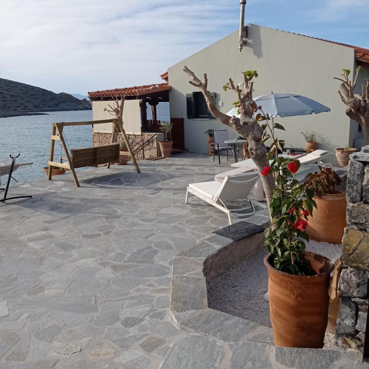 Tholos Alexandra'S Beachfront House Kavoúsion Exterior foto
